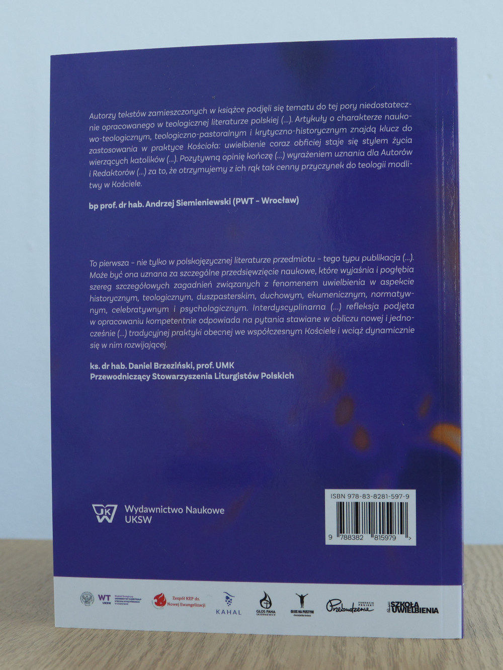 Uwielbienie pozaliturgiczne w Kościele katolickim – zdjęcie 1